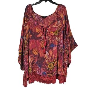 Unique Spectrum 3X Bell Sleeve Red Floral Lace Accent Tie Neck Women's Tunic Top